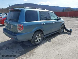 2008 Honda Pilot EX with VIN 5FNYF18418B023752, listed as a IAAI auction lot 41685375 with 143,702 mi miles. Bid and sale history available at carsss.com. Image 4.