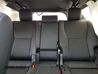 2024 Toyota Land Cruiser z VIN JTEABFAJ9RK004196, wystawiony jako Copart lot #54755695 z przebiegiem Nie podano mil oraz Szkody całkowita. Historia ofert i sprzedaży dostępna na DreamBid. Obrazek 10.