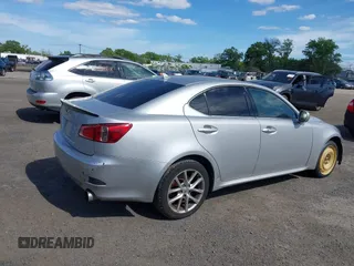 2007 Lexus IS 250 z VIN JTHCK262575008747, wystawiony jako IAAI lot #42307812 z przebiegiem 190 705 mil mil oraz . Historia ofert i sprzedaży dostępna na DreamBid. Obrazek 4.
