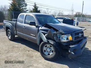 2011 Toyota Tacoma with VIN 5TFUU4EN1BX012590, listed as a IAAI auction lot 41741936 with 149,369 mi miles. Bid and sale history available at carsss.com. Image 1.