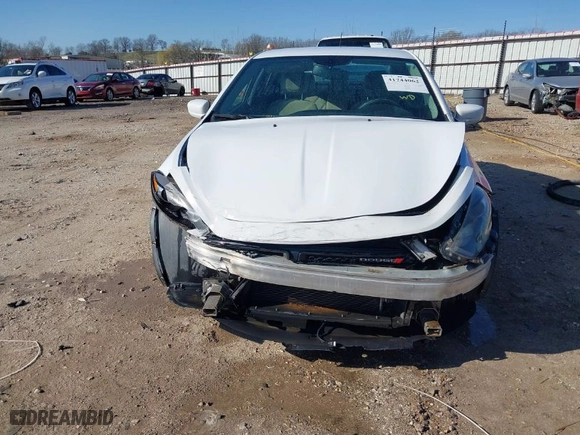 2014 Dodge Dart SXT with VIN 1C3CDFBBXED706464, listed as a IAAI auction lot 41744062 with 198,762 mi miles. Bid and sale history available at carsss.com. Image 6.