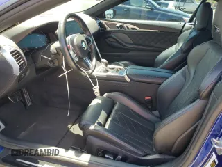 2020 BMW M8 Competition z VIN WBSDZ0C09LCD82160, wystawiony jako Copart lot #67402364 z przebiegiem 18 584 mil mil oraz Szkoda całkowita • Salvage title. Historia ofert i sprzedaży dostępna na DreamBid. Obrazek 7.