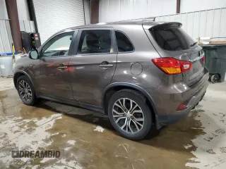 2018 Mitsubishi Outlander ES z VIN JA4AR3AU0JU018239, wystawiony jako Copart lot #50518885 z przebiegiem 128 351 mil mil oraz Szkoda całkowita • Salvage title. Historia ofert i sprzedaży dostępna na DreamBid. Obrazek 2.