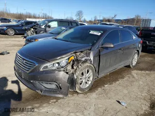 2015 Hyundai Sonata 2.4L SE with VIN 5NPE24AF3FH039106, listed as a Copart auction lot 47027725 with 122,839 mi miles and Salvage Title. Bid and sale history available at carsss.com. Image 1.