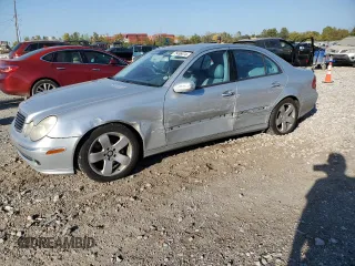 2006 Mercedes-Benz E 500 z VIN WDBUF70J06A893158, wystawiony jako Copart lot #75496074 z przebiegiem 144 579 mil mil oraz Szkoda całkowita • Salvage title. Historia ofert i sprzedaży dostępna na DreamBid. Obrazek 1.