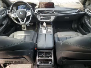 2019 BMW 7 Series 740i xDrive z VIN WBA7E4C56KGV71028, wystawiony jako Copart lot #76860474 z przebiegiem 66 657 mil mil oraz Nie do naprawy • Non repairable. Historia ofert i sprzedaży dostępna na DreamBid. Obrazek 8.