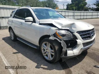 2013 Mercedes-Benz M 350 with VIN 4JGDA2EB0DA201915, listed as a Copart auction lot 62342135 with 225,797 mi miles and Salvage title. Bid and sale history available at DreamBid. Image 4.