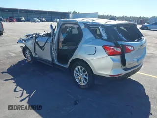 2018 Chevrolet Equinox LT with VIN 2GNAXJEV3J6283259, listed as a IAAI auction lot 41755349 with 1 mi miles. Bid and sale history available at carsss.com. Image 3.