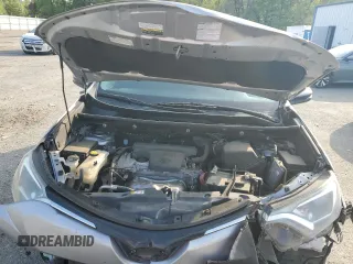 2018 Toyota RAV4 XLE with VIN 2T3WFREV6JW517737, listed as a Copart auction lot 51440075 with 89,649 mi miles and Salvage Title. Bid and sale history available at DreamBid. Image 13.