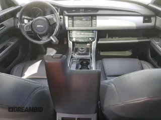2018 Jaguar XF 25t with VIN SAJBS4FX4JCY69958, listed as a Copart auction lot 46852785 with 88,864 mi miles and Salvage Title. Bid and sale history available at carsss.com. Image 8.