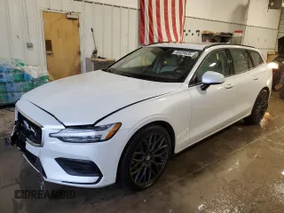 2020 Volvo V60 Momentum z VIN YV1102EK0L2398338, wystawiony jako Copart lot #46629835 z przebiegiem 103 758 mil mil oraz Szkoda całkowita • Salvage title. Historia ofert i sprzedaży dostępna na DreamBid. Obrazek 1.