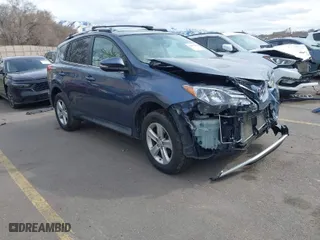 2013 Toyota RAV4 XLE with VIN 2T3RFREV2DW019357, listed as a IAAI auction lot 41847283 with 124,555 mi miles. Bid and sale history available at carsss.com. Image 1.
