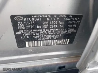 2016 Hyundai Azera with VIN KMHFG4JG6GA509647, listed as a IAAI auction lot 41528752 with 106,168 mi miles. Bid and sale history available at carsss.com. Image 9.
