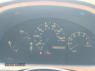 2001 Lexus RX 300 z VIN JTJHF10UX10181150, wystawiony jako IAAI lot #42474131 z przebiegiem 143 047 mil mil oraz . Historia ofert i sprzedaży dostępna na DreamBid. Obrazek 7.