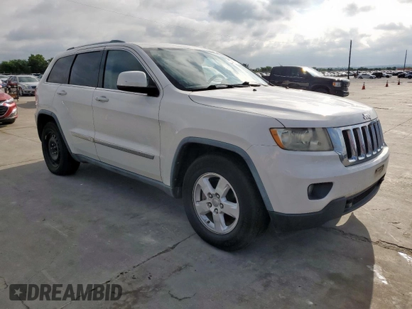 2011 Jeep Grand Cherokee Laredo z VIN 1J4RR4GG2BC617810, wystawiony jako Copart lot #62424125 z przebiegiem 205 945 mil mil oraz Szkoda całkowita • Salvage title. Historia ofert i sprzedaży dostępna na DreamBid. Obrazek 4.