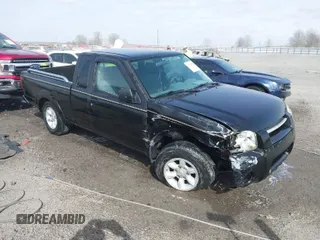 2002 Nissan Frontier XE z VIN 1N6DD26S42C339952, wystawiony jako IAAI lot #41751668 z przebiegiem 129 956 mil mil oraz . Historia ofert i sprzedaży dostępna na DreamBid. Obrazek 1.