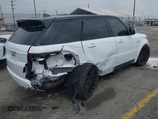 2018 Land Rover Range Rover Sport HSE with VIN SALWR2RV0JA400235, listed as a IAAI auction lot 41894717 with 67,332 mi miles. Bid and sale history available at carsss.com. Image 4.