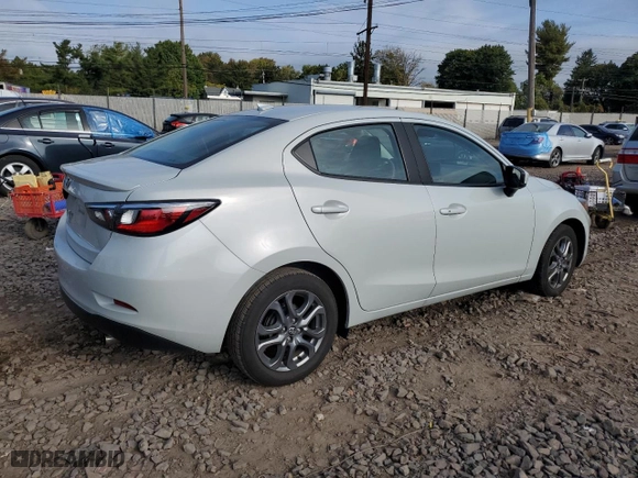 2020 Toyota Yaris Sedan L with VIN 3MYDLBYV4LY715881, listed as a Copart auction lot 73287304 with 54,501 mi miles and Salvage Title. Bid and sale history available at carsss.com. Image 3.