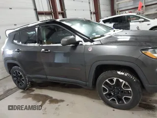 2019 Jeep Compass Trailhawk with VIN 3C4NJDDB2KT649889, listed as a IAAI auction lot 41562599 with 70,700 mi miles and . Bid and sale history available at carsss.com. Image 13.