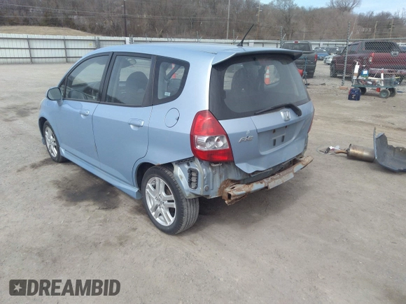 2008 Honda Fit Sport with VIN JHMGD38638S003972, listed as a IAAI auction lot 41827599 with 135,843 mi miles. Bid and sale history available at carsss.com. Image 3.