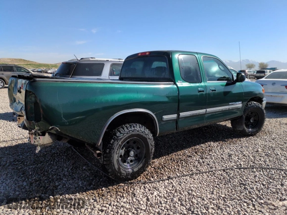 2000 Toyota Tundra SR5 with VIN 5TBBT4417YS114749, listed as a Copart auction lot 52582605 with 158,155 mi miles and Salvage Title. Bid and sale history available at DreamBid. Image 3.