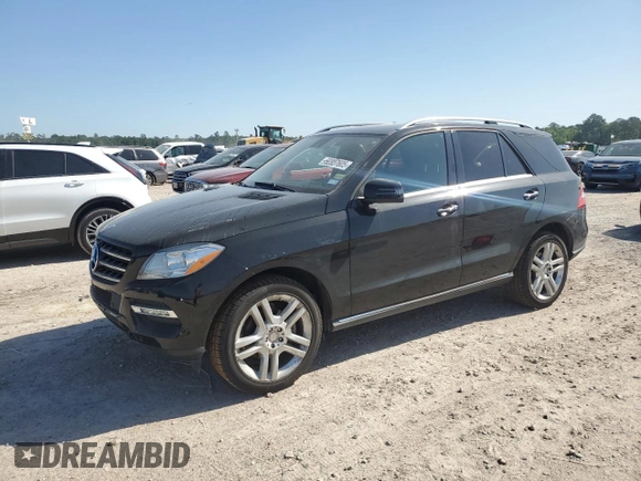 2015 Mercedes-Benz M ML 350 with VIN 4JGDA5JB8FA452465, listed as a Copart auction lot 52327605 with 92,609 mi miles and Salvage Title. Bid and sale history available at carsss.com. Image 1.