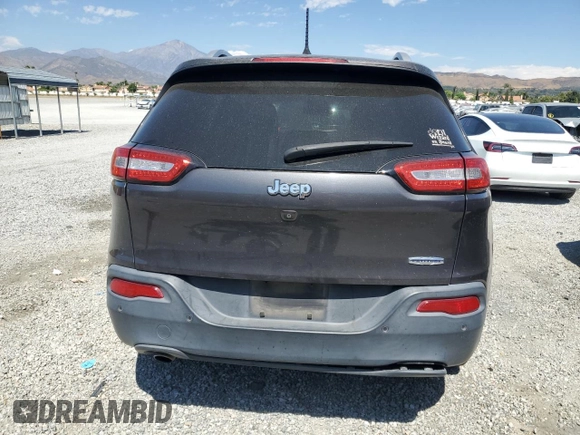 2016 Jeep Cherokee Latitude z VIN 1C4PJLCB9GW288019, wystawiony jako Copart lot #62917615 z przebiegiem 154 498 mil mil oraz Szkoda całkowita • Salvage title. Historia ofert i sprzedaży dostępna na DreamBid. Obrazek 6.
