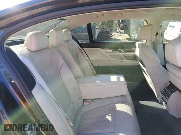 2016 BMW 7 Series 740i with VIN WBA7E2C53GG504463, listed as a Copart auction lot 47725315 with 136,617 mi miles and Salvage Title. Bid and sale history available at carsss.com. Image 10.