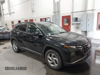 2022 Hyundai Tucson SEL с VIN 5NMJBCAE1NH037723, выставлен на аукционе IAAI как лот 42591973 с пробегом 50 122 миль миль и . История ставок и продаж доступна на DreamBid. Изображение 1.