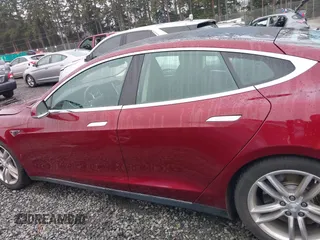 2012 Tesla Model S Performance with VIN 5YJSA1DP3CFS00394, listed as a IAAI auction lot 41309464 with 91,561 mi miles and . Bid and sale history available at DreamBid. Image 14.