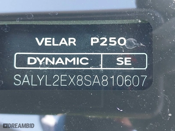 2025 Land Rover Range Rover Velar Dynamic SE with VIN SALYL2EX8SA810607, listed as a IAAI auction lot 41568626 with 565 mi miles. Bid and sale history available at carsss.com. Image 9.