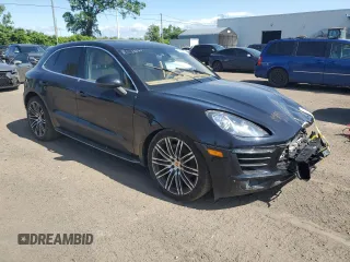 2015 Porsche Macan S with VIN WP1AB2A5XFLB53253, listed as a Copart auction lot 61959715 with 157,610 mi miles and Salvage title. Bid and sale history available at DreamBid. Image 4.