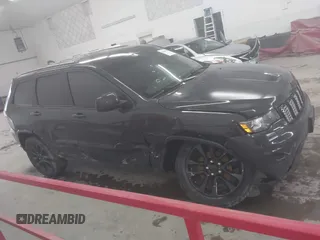 2017 Jeep Grand Cherokee Altitude with VIN 1C4RJFAG9HC886171, listed as a IAAI auction lot 41840198 with 125,616 mi miles and . Bid and sale history available at DreamBid. Image 12.