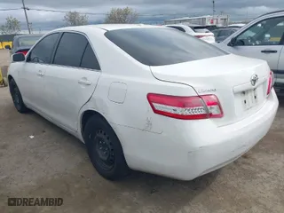 2011 Toyota Camry LE with VIN JTNBF3EK8B3012039, listed as a IAAI auction lot 41980486 with 1 mi miles. Bid and sale history available at carsss.com. Image 3.