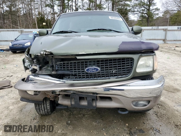 2001 Ford Expedition Eddie Bauer with VIN 1FMPU18L31LB82957, listed as a Copart auction lot 48500495 with 102,746 mi miles and Salvage title. Bid and sale history available at DreamBid. Image 5.
