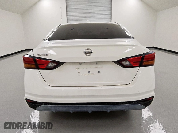 2020 Nissan Altima S z VIN 1N4BL4BV8LC159759, wystawiony jako Copart lot #57527695 z przebiegiem 112 807 mil mil oraz Czysty tytuł • Clean title. Historia ofert i sprzedaży dostępna na DreamBid. Obrazek 6.