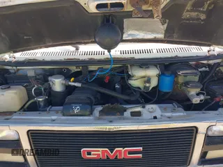 1993 GMC Vandura z VIN 1GDEG25K8PF505973, wystawiony jako IAAI lot #42094929 z przebiegiem 207 036 mil mil oraz . Historia ofert i sprzedaży dostępna na DreamBid. Obrazek 10.