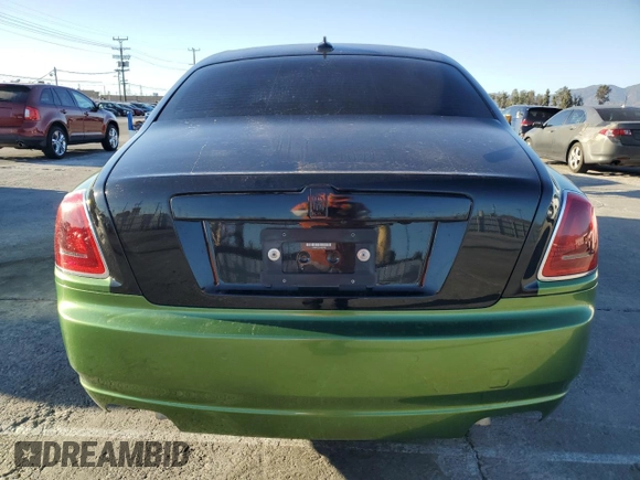 2015 Rolls-Royce Ghost z VIN SCA664S50FUX53383, wystawiony jako Copart lot #79297474 z przebiegiem 19 035 mil mil oraz Szkody całkowita. Historia ofert i sprzedaży dostępna na DreamBid. Obrazek 6.