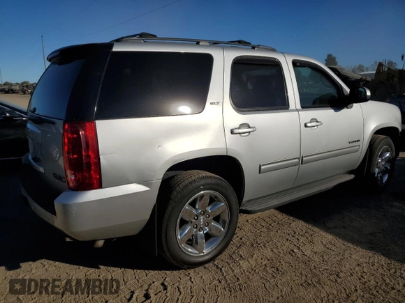 2010 GMC Yukon SLT with VIN 1GKUKCE08AR110401, listed as a Copart auction lot 75744184 with 39,998 mi miles and Clean Title. Bid and sale history available at carsss.com. Image 3.