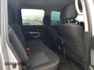 2017 Nissan Titan SV with VIN 1N6AA1E60HN524426, listed as a Copart auction lot 55036775 with 109,258 mi miles and Salvage title. Bid and sale history available at DreamBid. Image 10.