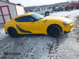 2020 Toyota GR Supra 3.0 with VIN WZ1DB4C00LW025952, listed as a IAAI auction lot 41336550 with 33,808 mi miles. Bid and sale history available at carsss.com. Image 13.