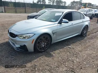 2017 BMW M3 с VIN WBS8M9C55H5G84685, выставлен на аукционе IAAI как лот 41962997 с пробегом 59 838 миль миль и . История ставок и продаж доступна на DreamBid. Изображение 18.