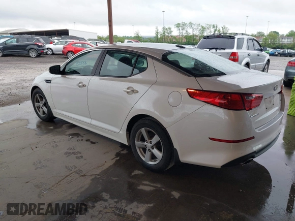 2015 Kia Optima LX with VIN KNAGM4A74F5599130, listed as a IAAI auction lot 42037576 with 177,067 mi miles. Bid and sale history available at carsss.com. Image 3.