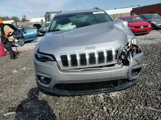 2020 Jeep Cherokee Latitude Plus with VIN 1C4PJLLB0LD614764, listed as a Copart auction lot 45201255 with 88,295 mi miles and Salvage Title. Bid and sale history available at carsss.com. Image 14.