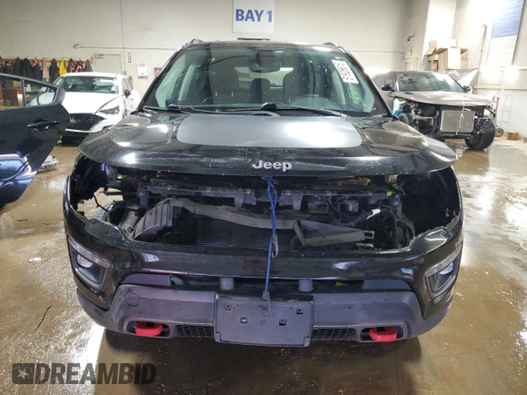 2019 Jeep Compass Trailhawk with VIN 3C4NJDDB1KT660608, listed as a Copart auction lot 51926615 with 81,047 mi miles and Salvage Title. Bid and sale history available at DreamBid. Image 5.