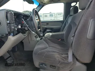 2002 GMC Yukon XL SLT z VIN 3GKFK16Z52G304086, wystawiony jako Copart lot #52407905 z przebiegiem Nie podano mil oraz Szkody całkowita. Historia ofert i sprzedaży dostępna na DreamBid. Obrazek 7.