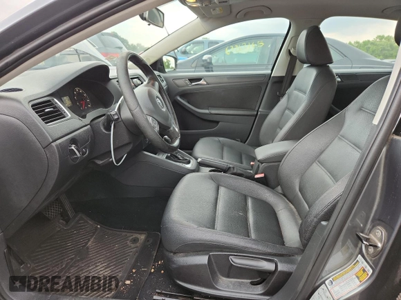 2011 Volkswagen Jetta SE with VIN 3VWDZ7AJ7BM318475, listed as a Copart auction lot 63148335 with 125,266 mi miles and Clean title. Bid and sale history available at DreamBid. Image 7.