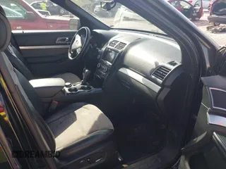 2017 Ford Explorer XLT с VIN 1FM5K8D84HGC45915, выставлен на аукционе IAAI как лот 42088691 с пробегом 162 159 миль миль и . История ставок и продаж доступна на DreamBid. Изображение 5.