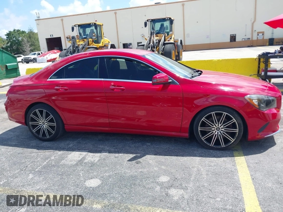2017 Mercedes-Benz CLA 250 z VIN WDDSJ4EB7HN414193, wystawiony jako IAAI lot #41948084 z przebiegiem 130 298 mil mil oraz . Historia ofert i sprzedaży dostępna na DreamBid. Obrazek 13.