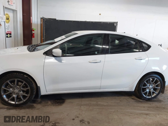 2014 Dodge Dart SXT with VIN 1C3CDFBB4ED860541, listed as a IAAI auction lot 41657286 with 100,670 mi miles. Bid and sale history available at carsss.com. Image 14.